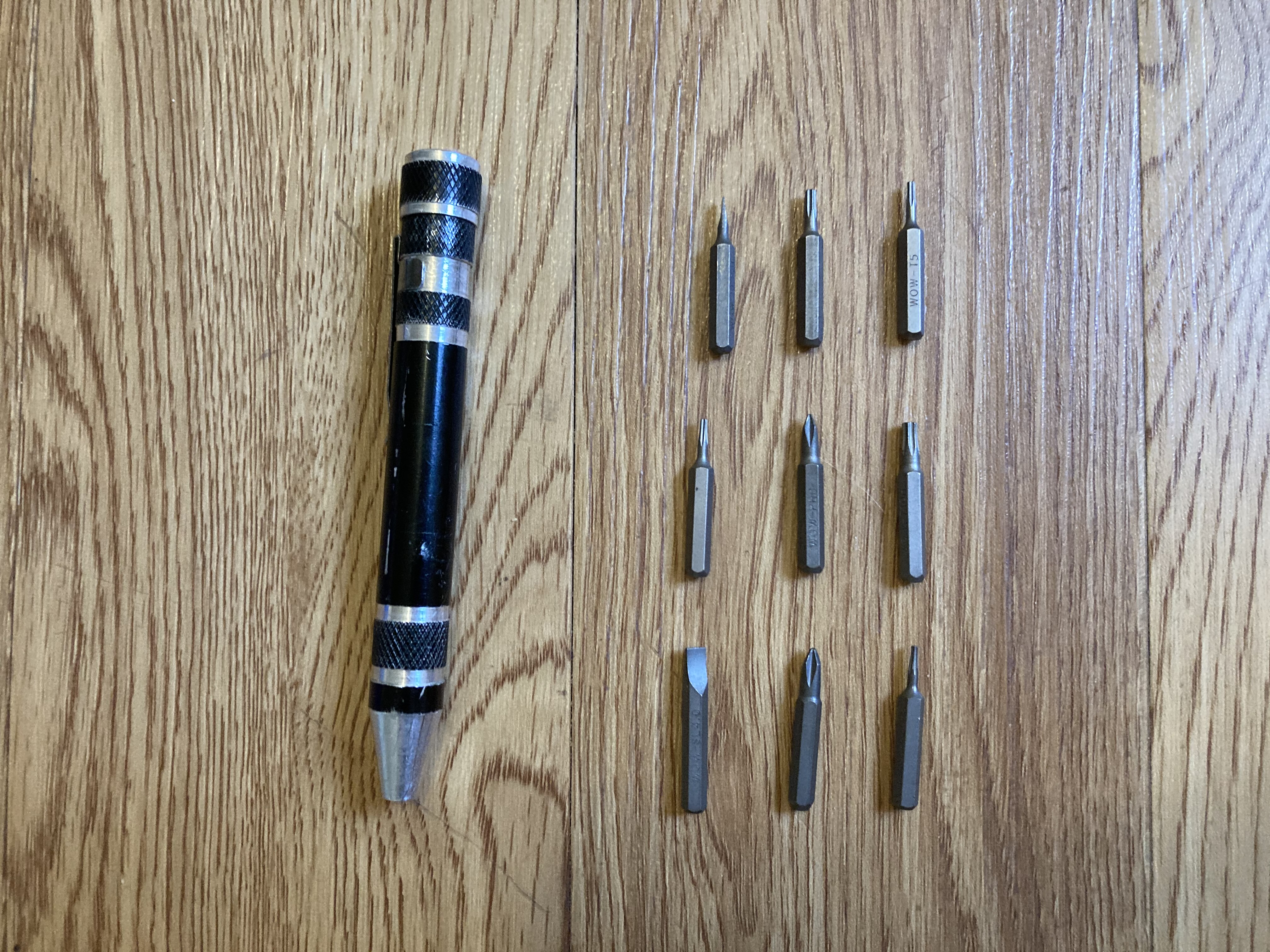 Screwdriver with bits